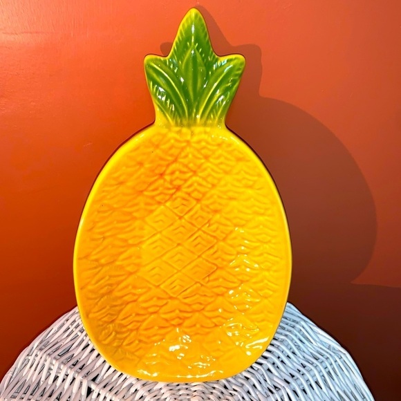Other - Y2K Ceramic Pineapple Serving Dish Tray Home Decor Mint Condition